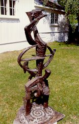 hun5.jpg (14435 bytes)